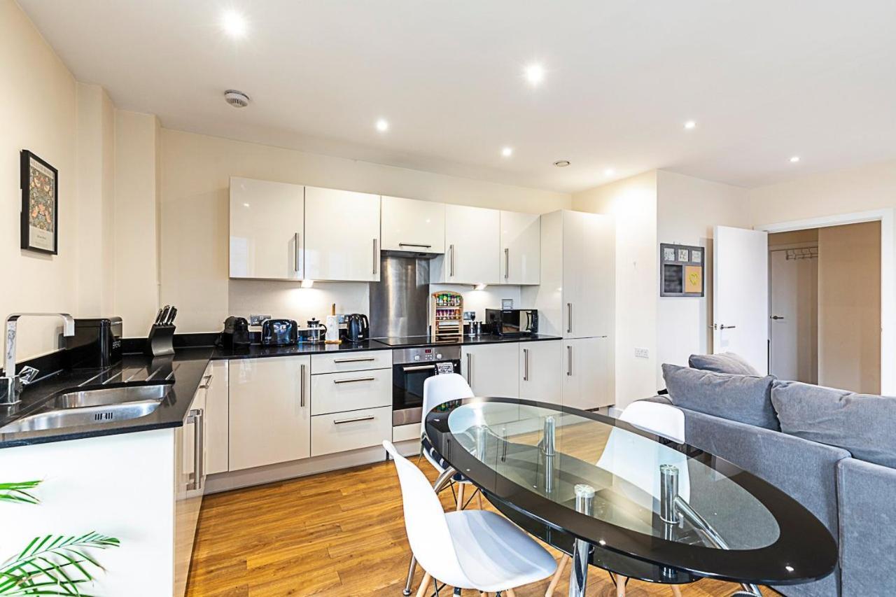 Vibrant London Canal Apartment ภายนอก รูปภาพ