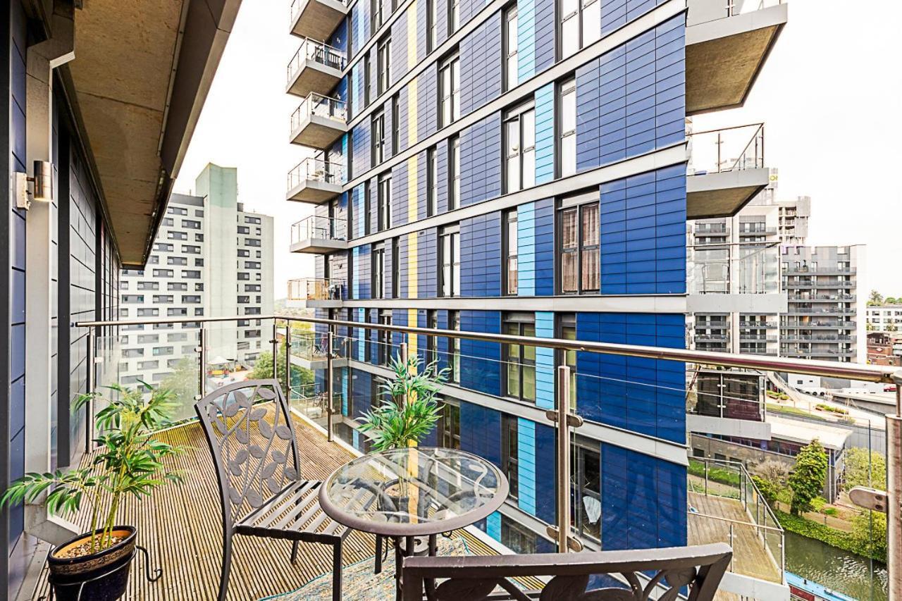 Vibrant London Canal Apartment ภายนอก รูปภาพ