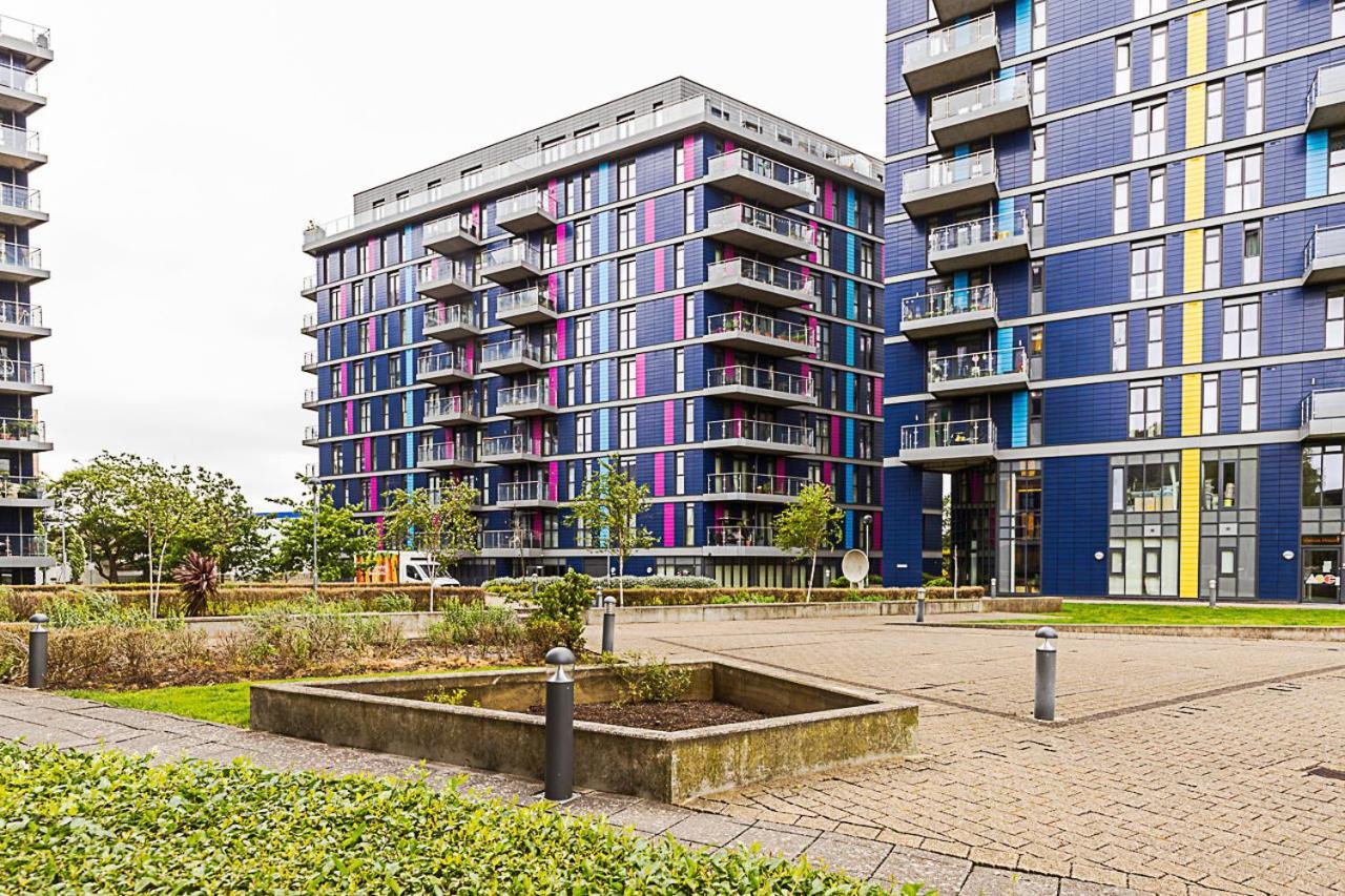 Vibrant London Canal Apartment ภายนอก รูปภาพ